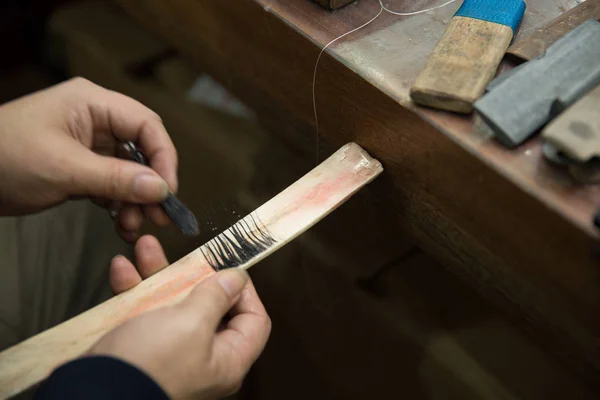 Yang Wen Heredero Las Técnicas Producción Cepillos Tinta Huizhou Peina —  Fotos de Stock