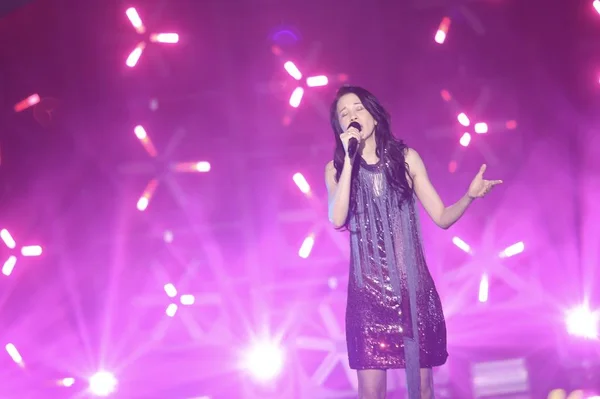 Hong Kong Sångerskan Och Skådespelerskan Karen Mok Utför Konsert För — Stockfoto