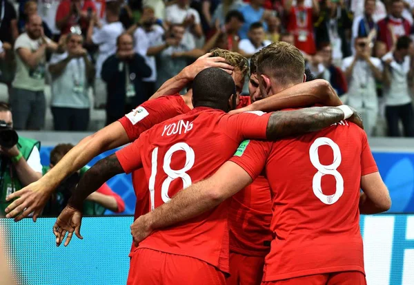 Englands Spieler Jubeln Nach Harry Kanes Zweitem Tor Gegen Tunesien — Stockfoto