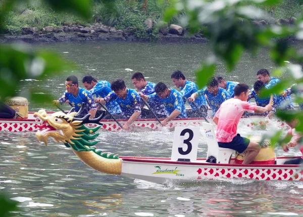 Participantes Competem Etapa Putuo Campeonato Barcos Dragão China 2018 Suzhou — Fotografia de Stock