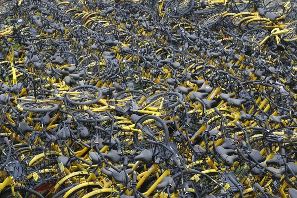 Kínai Kerékpár Megosztási Szolgáltatás Ofo Törött Leselejtezett Kerékpárok Vannak Felhalmozva — Stock Fotó