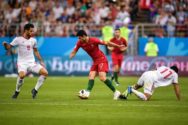 Goncalo Guedes Portugal Center Utmaningar Spelare Iran Deras Grupp Matcha — Stockfoto