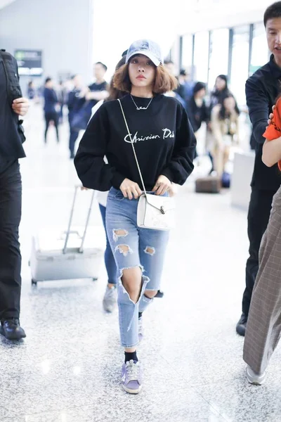 Taiwanese Singer Jolin Tsai Pictured She Arrives Shanghai Hongqiao International — Stock Photo, Image
