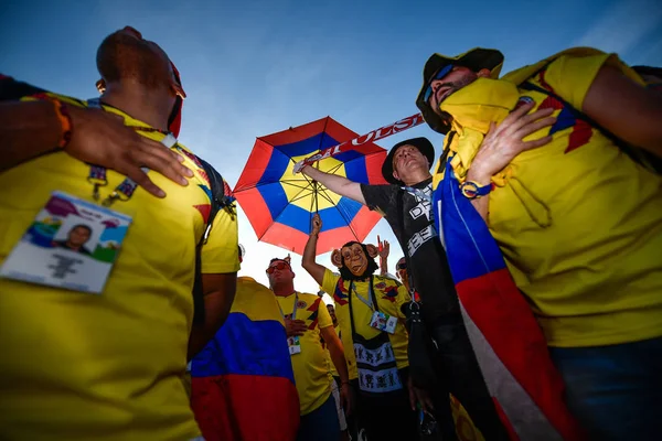 Fãs Colombianos Vestiram Enquanto Reuniam Fora Arena Kazan Antes Jogo — Fotografia de Stock