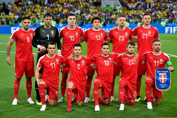 세르비아의 라인의 선수는 Fifa 2018 모스크바 러시아 2018 브라질에 그들의 — 스톡 사진