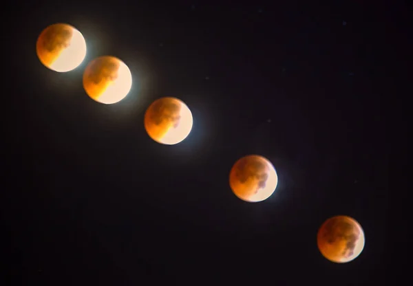 Foto Composite Mostrano Intero Periodo Dell Eclissi Della Luna Sangue — Foto Stock