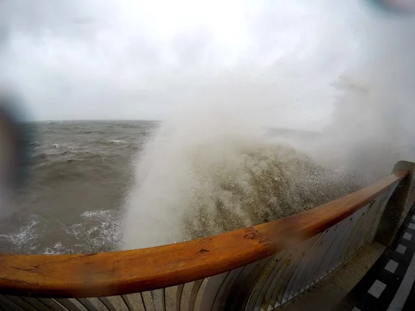 Enorma Vågor Från Tidvatten Bore Orsakas Typhoon Ampil Tionde Tyfon — Stockfoto