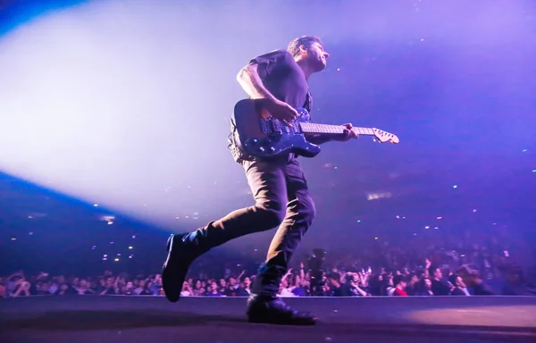 Американская Рок Группа Fall Out Boy Выступает Концерте Шанхае Китай — стоковое фото