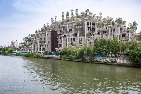 Vue Des Immeubles Grande Hauteur Avec Terrasses Différentes Hauteurs Surnommés — Photo