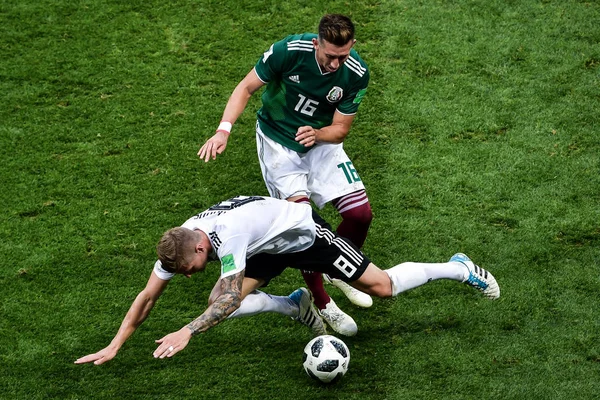 Hector Herrera Mexikó Vissza Kihívások Toni Kroos Németország Csoport Mérkőzés — Stock Fotó