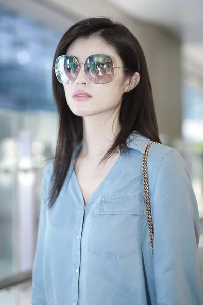 Chinesisches Modell Sui Auf Dem Shanghai Hongqiao International Airport Shanghai — Stockfoto