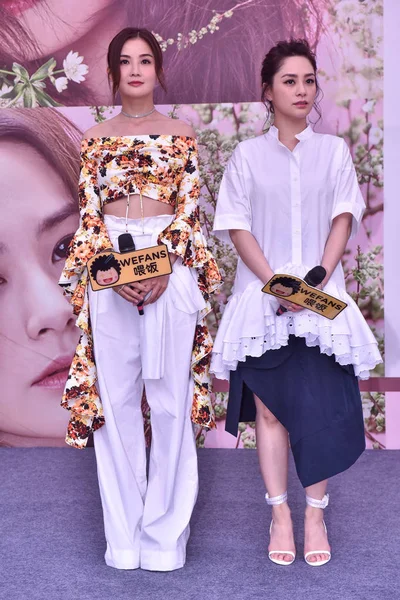 Charlene Choi Gillian Chung Hong Kong Pop Duo Twins Attend — Stockfoto
