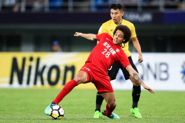 Futbolista Belga Axel Witsel Delantero Del Tianjin Quanjian China Patea — Foto de Stock