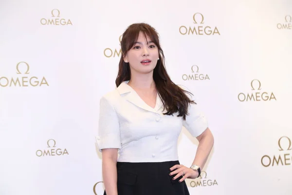 Jihokorejské Herečka Song Hye Kyo Navštěvuje Propagační Akce Pro Omega — Stock fotografie