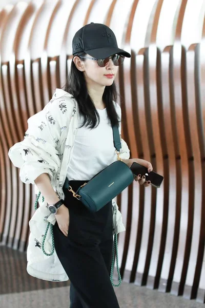 Chinese Actrice Bingbing Arriveert Bij Beijing Capital International Airport Voor — Stockfoto