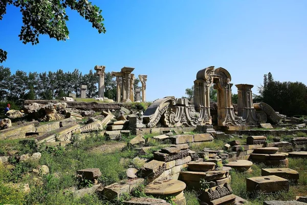 Les Travailleurs Chinois Renforcent Les Ruines Yuanying Guan Immense Ocean — Photo