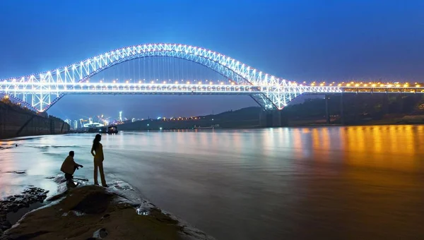 Vista Nocturna Del Puente Del Río Chaotianmen Yangtze Chongqing China — Foto de Stock