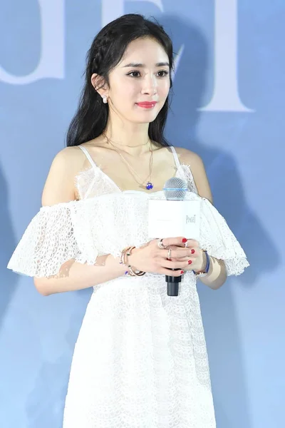 Chinese Actrice Yang Woont Een Promotioneel Evenement Voor Piaget Beijing — Stockfoto