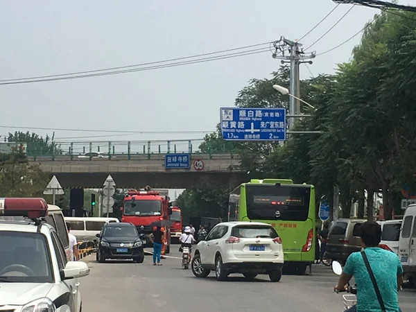 Widok Miejscu Wypadku Helikopter Spadł Pobliżu Mostu Jixiangsi Dzielnicy Chaoyang — Zdjęcie stockowe