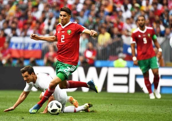 Spelare Portugal Vänster Utmaningar Achraf Hakimi Marocko Deras Grupp Match — Stockfoto