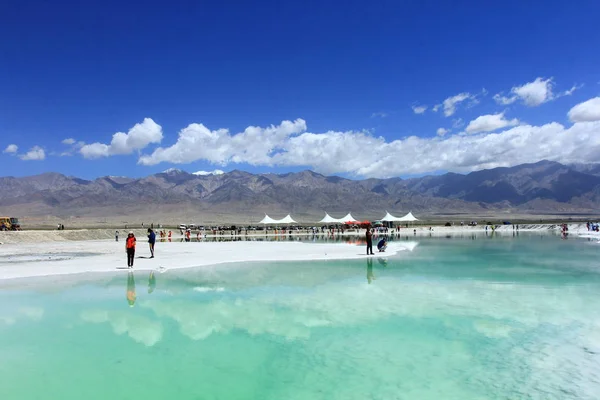 Paisaje Del Lago Salado Qaidam También Conocido Como Lago Esmeralda —  Fotos de Stock