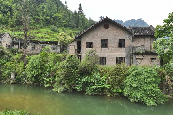 Blick Auf Eine Verlassene Quecksilbermine Der Nähe Der Stadt Longquan — Stockfoto