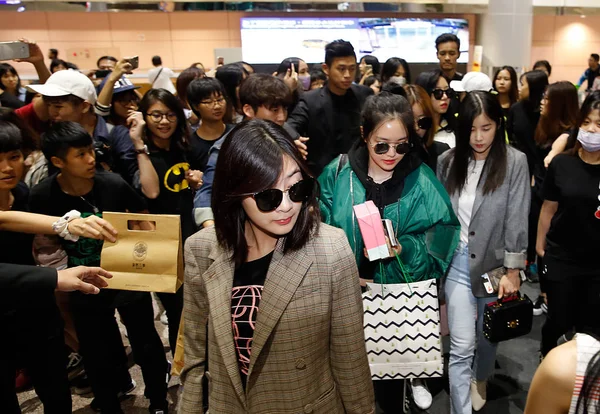 Membros Grupo Feminino Sul Coreano Apink Chegam Aeroporto Internacional Taiwan — Fotografia de Stock