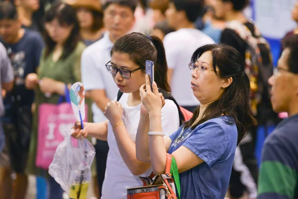 Students Parents Attend College University Aspiration Consultation Recruitment Information Nanjing — Stock Photo, Image