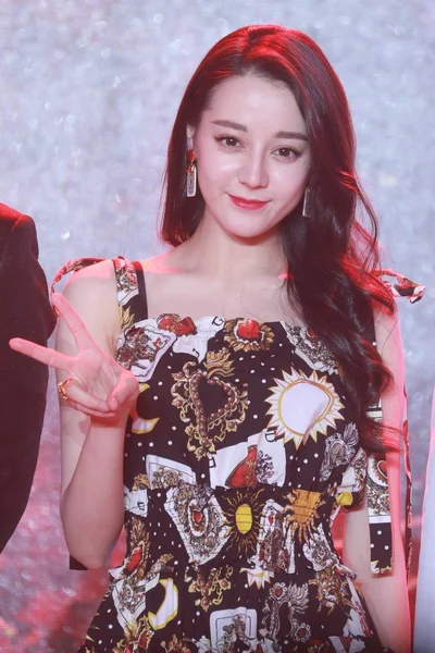 Die Chinesische Uigur Schauspielerin Dilraba Dilmurat Nimmt Einer Pressekonferenz Zur — Stockfoto