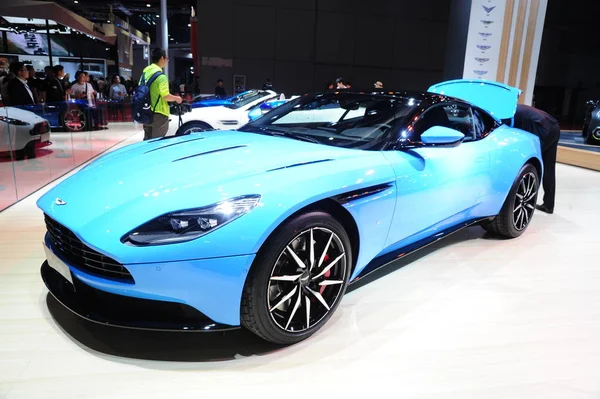 Een Aston Martin Db11 Zien Tijdens 17E Shanghai International Automobile — Stockfoto