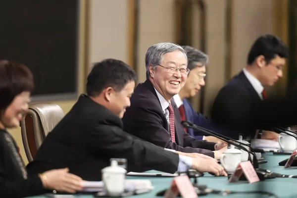 Председатель Народного Банка Китая Нбк Чжоу Сяочуань Принял Участие Пресс — стоковое фото