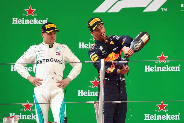 드라이버의 레이싱 오른쪽 다니엘 Ricciardo 2018 포뮬러 그랑프리 상하이에서 상하이 — 스톡 사진