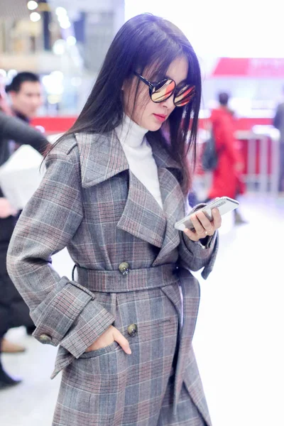 Actrice Chinoise Bingbing Est Photographiée Aéroport International Pékin Chine Janvier — Photo