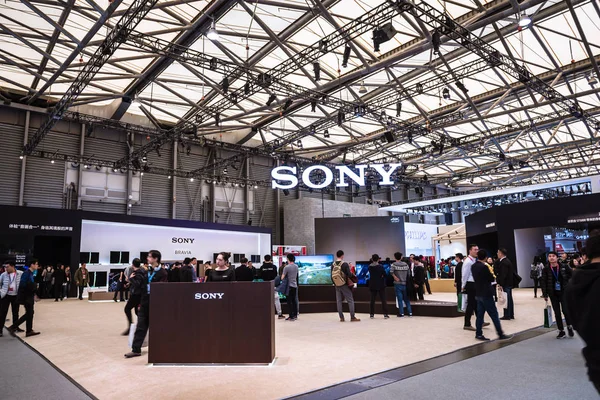 Nsanlar Sony Stand Cihaz Elektronik Dünya Expo 2018 Sırasında Awe — Stok fotoğraf