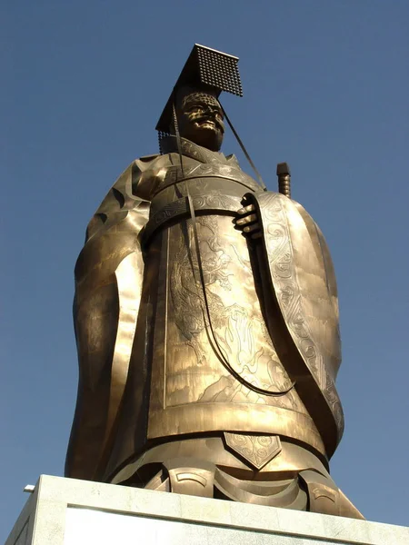 File Statua Tonnellate Del Primo Imperatore Cinese Qin Shi Huang — Foto Stock