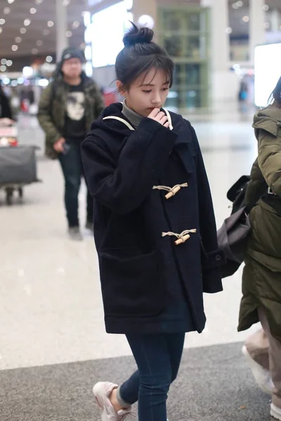 Chinese Singer Actress Jingyi Pictured Beijing Capital International Airport Beijing — Stock Photo, Image