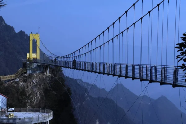 Άποψη Της Κίνας Ψηλότερη Γέφυρα Γυάλινο Πυθμένα Στα Batai Βουνά — Φωτογραφία Αρχείου