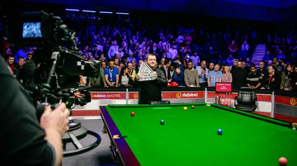 Mark Allen Irlanda Norte Posa Com Seu Troféu Depois Derrotar — Fotografia de Stock