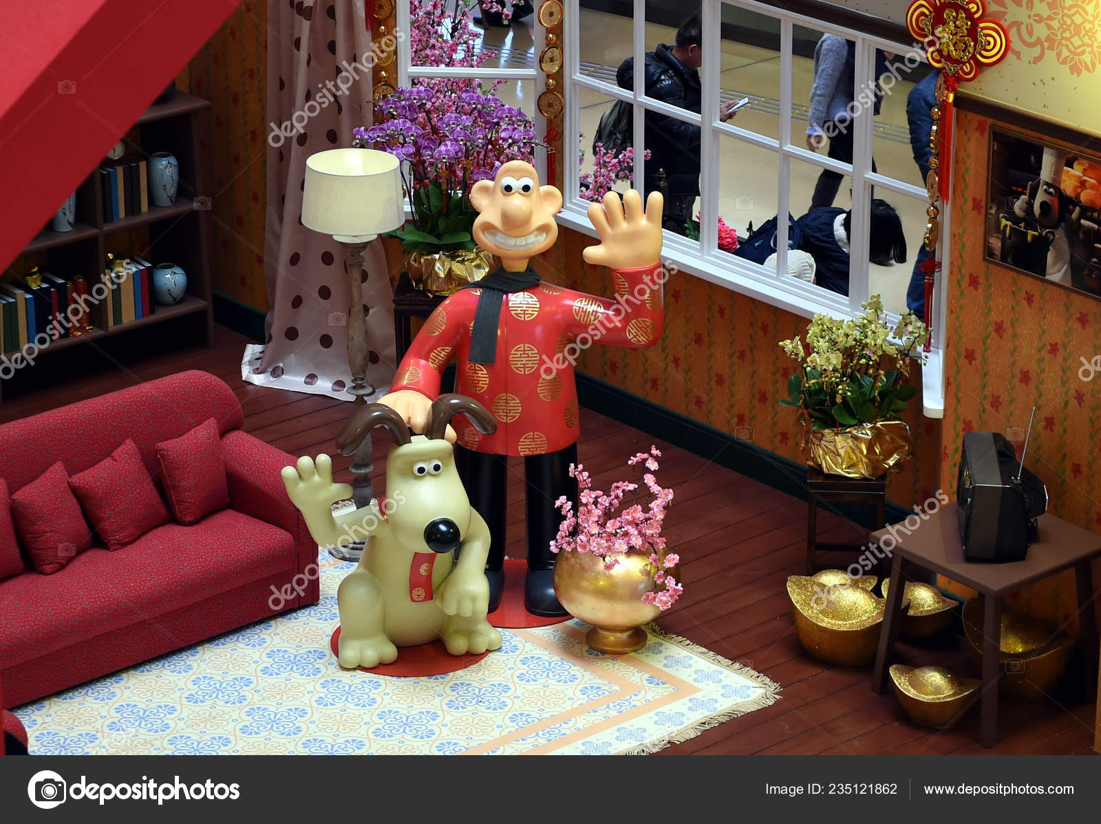 Sculptures Featuring Shape Wallace Right Gromit Characters British