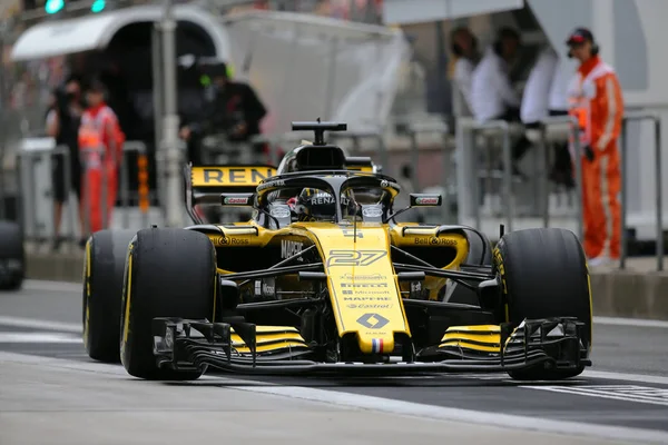 Německá Řidič Nico Hulkenberg Renault Vstupuje Jámy Během Praktického Cvičení — Stock fotografie