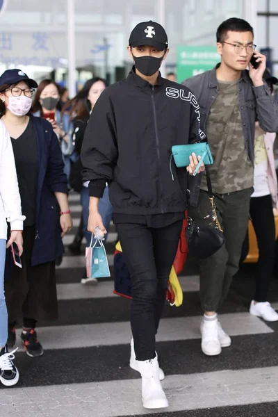 Chinese Singer Actor Huang Zitao Better Known Tao Arrives Beijing — Stock Photo, Image