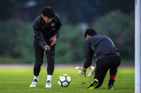 Spieler Des Japanischen Cerezo Osaka Nehmen Einer Trainingseinheit Vor Einem — Stockfoto