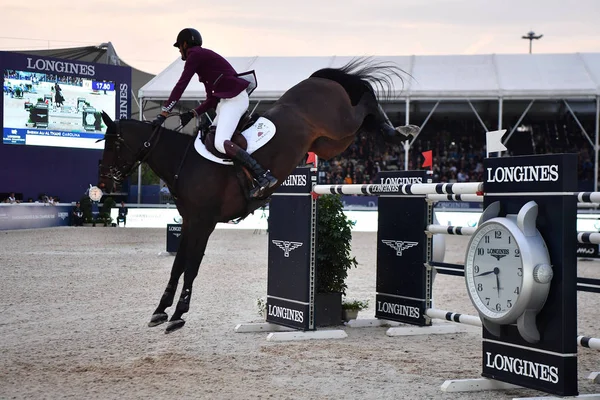 Ecuestre Compite Gran Premio Longines Metros Contra Reloj Con Salto —  Fotos de Stock