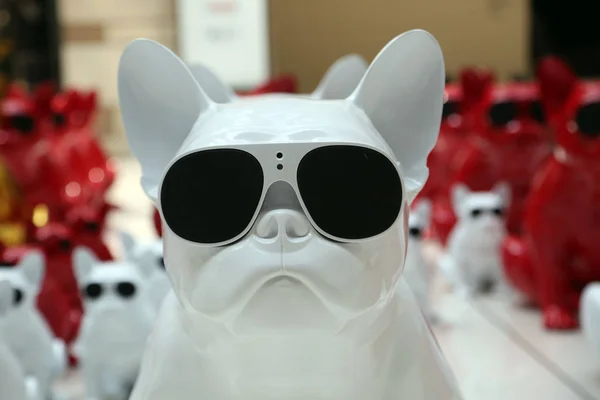 Las Esculturas Bulldog Exhibición Están Alineadas Centro Comercial Ciudad Shenyang — Foto de Stock