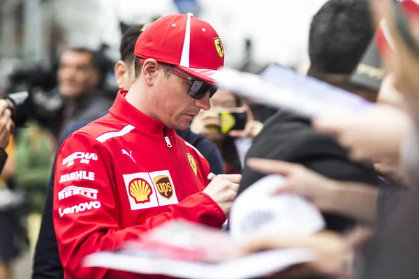 Kimi Raikkonen Ferrari Signe Des Autographes Pour Les Fans Circuit — Photo