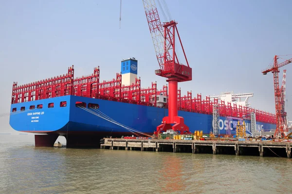 000 Teu Container Vessel Cosco Shipping Leo Manufactured Nantong Cosco — Stock Photo, Image