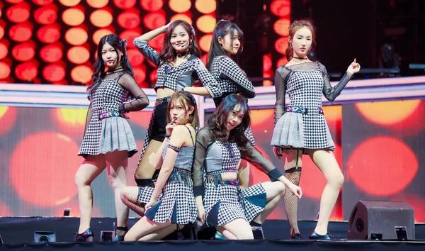 Membros Girl Group Chinês Snh48 Apresentam Durante Quarta Edição Concerto — Fotografia de Stock