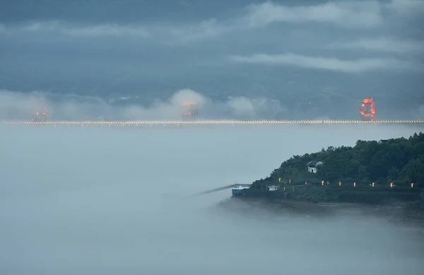 Díszletek Jangce Folyó Három Szoros Reservoir Közelében Három Szoros Gát — Stock Fotó