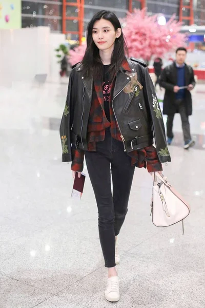 Chinese Model Mengyao Better Known Ming Pictured Beijing Capital International — Stock Photo, Image