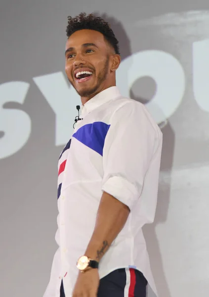 Piloto Britânico Mercedes Lewis Hamilton Participa Evento Promocional Marca Moda — Fotografia de Stock